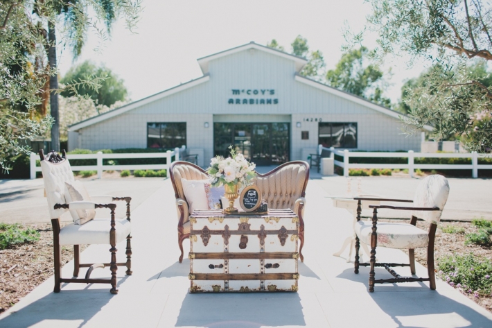 Outdoor Vintage Wedding at McCoy Equestrian | Harmony Creative Studio